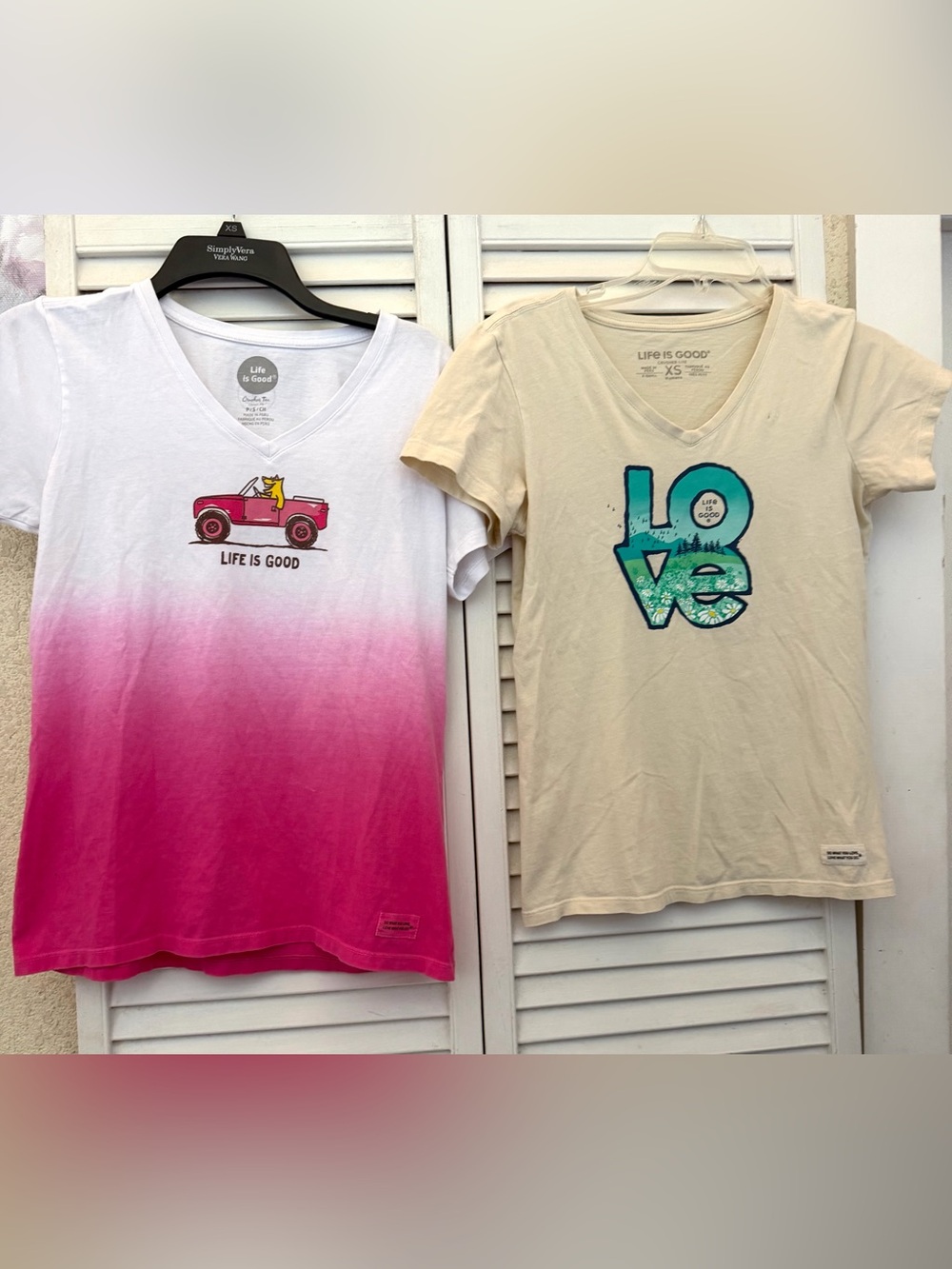 Life Is Good Bundle Pink Ombre V-Neck Crusher Tee small classic fit/ xsmall lite